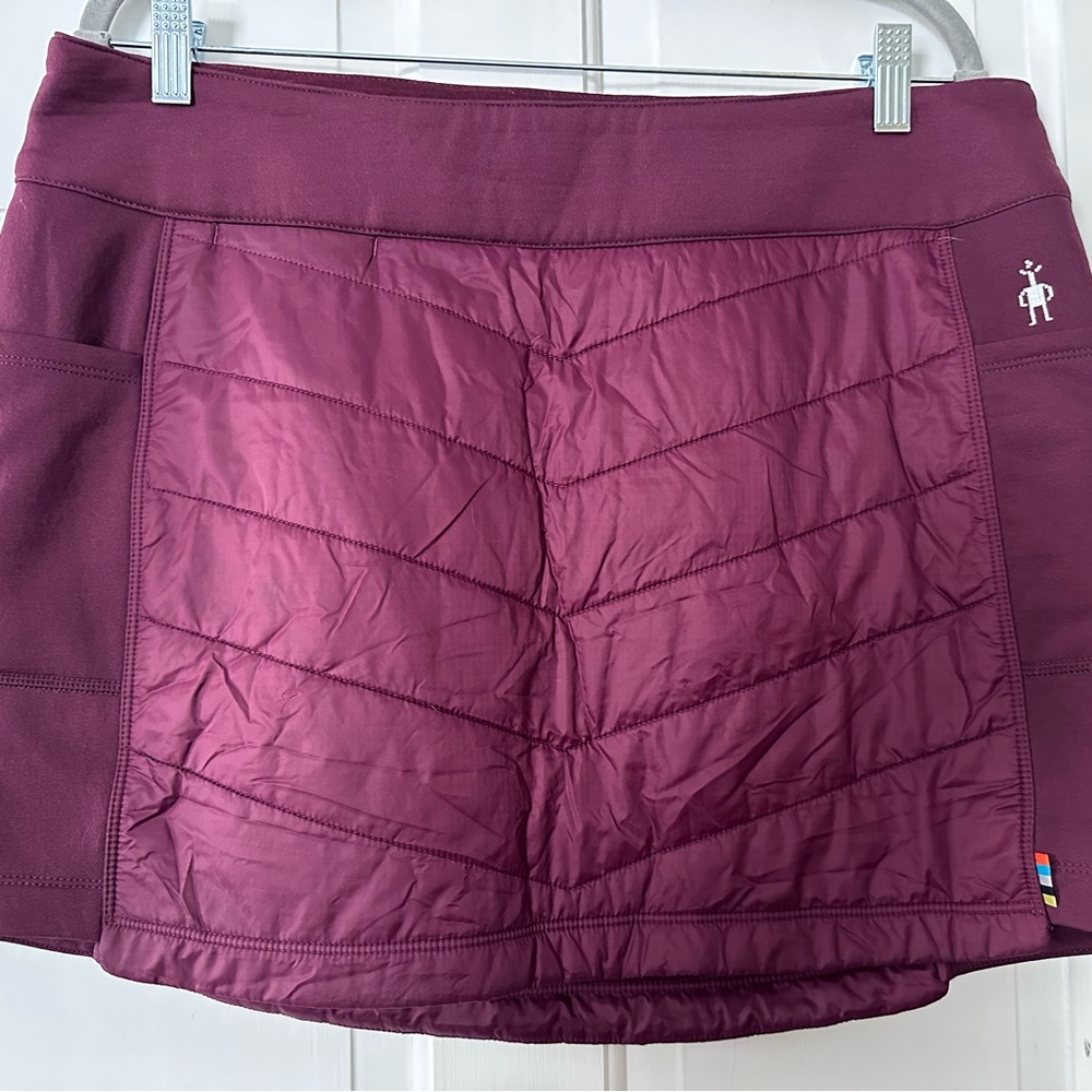 Burgundy quilted Smartwool skirt